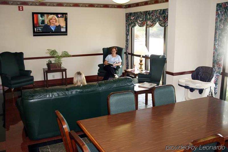 Hampton Inn Wooster Intérieur photo