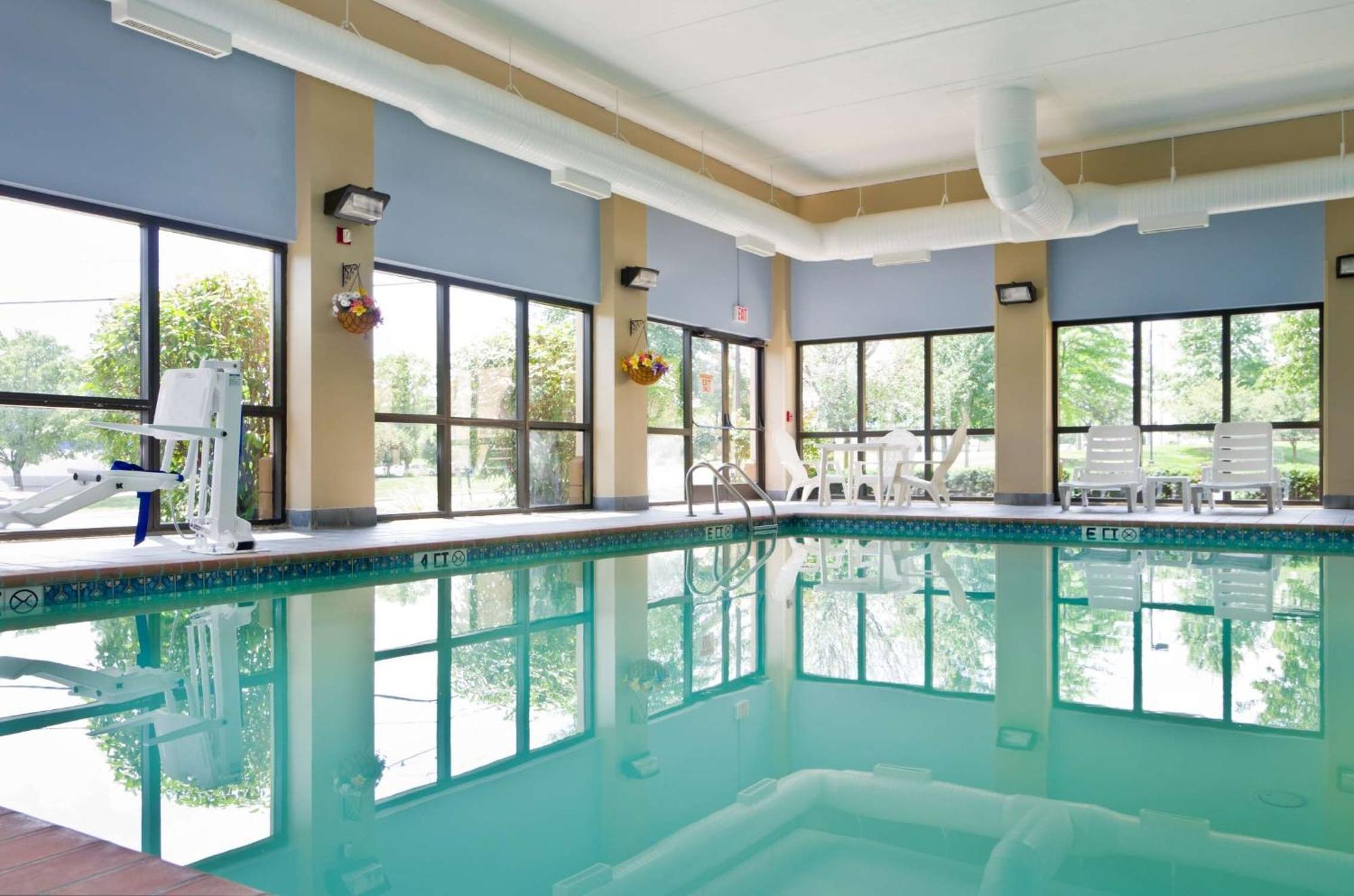 Hampton Inn Wooster Extérieur photo