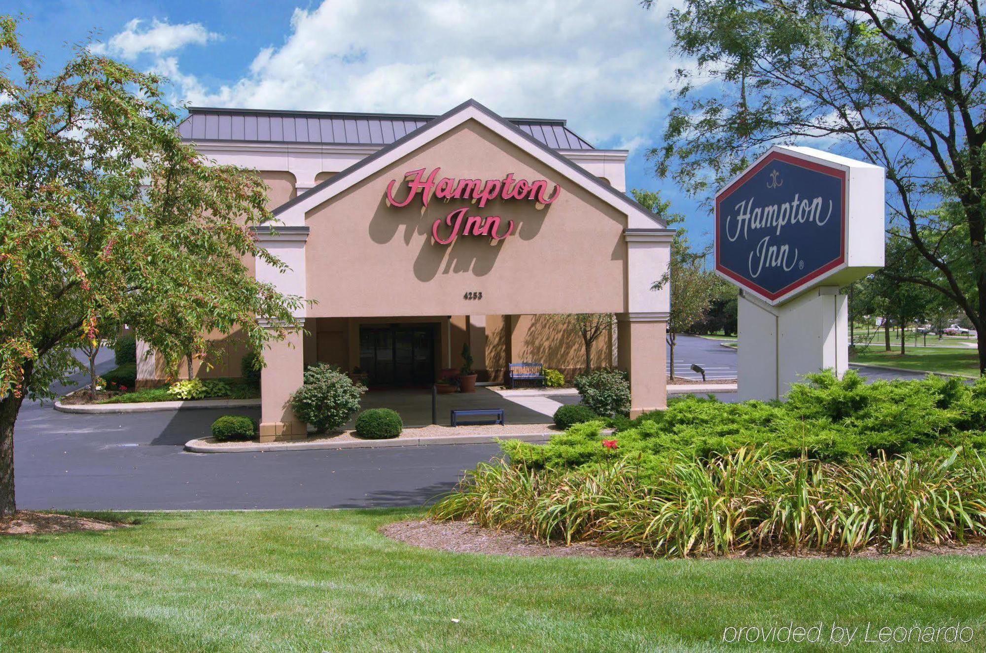 Hampton Inn Wooster Extérieur photo