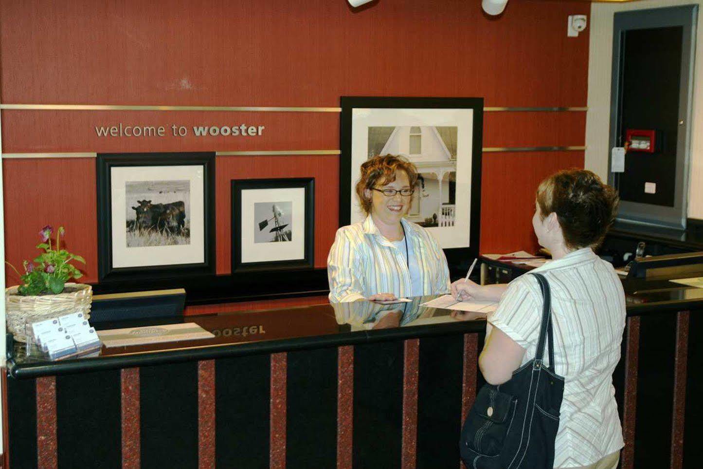Hampton Inn Wooster Extérieur photo