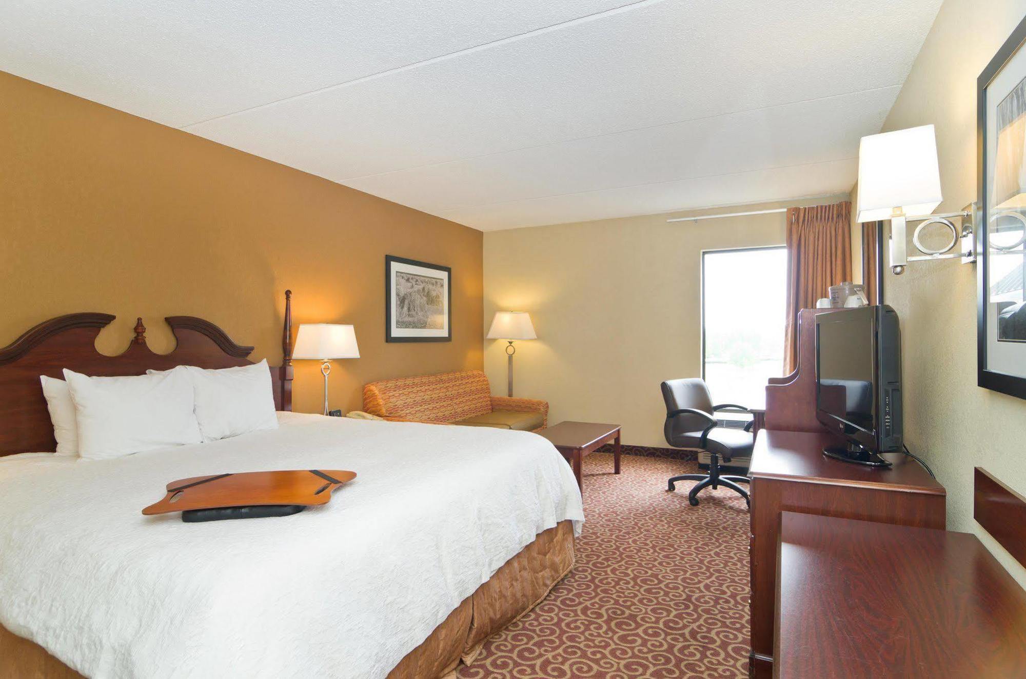 Hampton Inn Wooster Extérieur photo